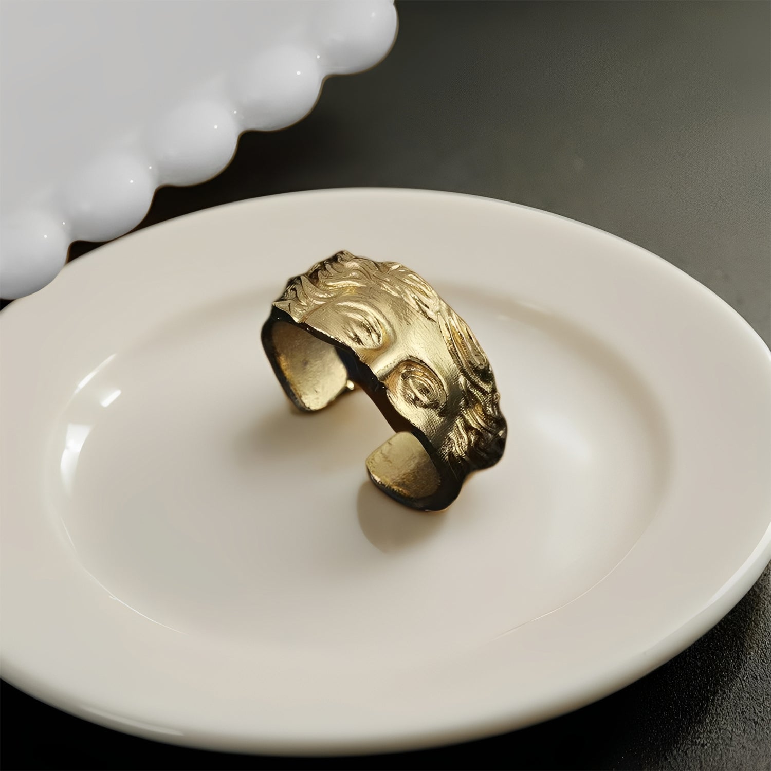Venus Face Ring - Adjustable Open Ring with Vintage Sculpture Design for Men & Women